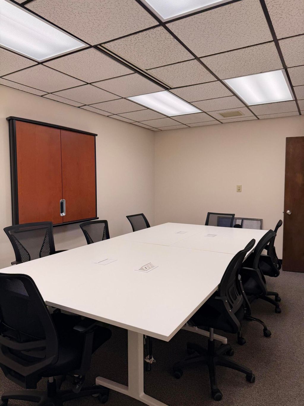 Photo of 8396 Mississippi Street, Merrillville, IN 46410 (MLS # 834746)