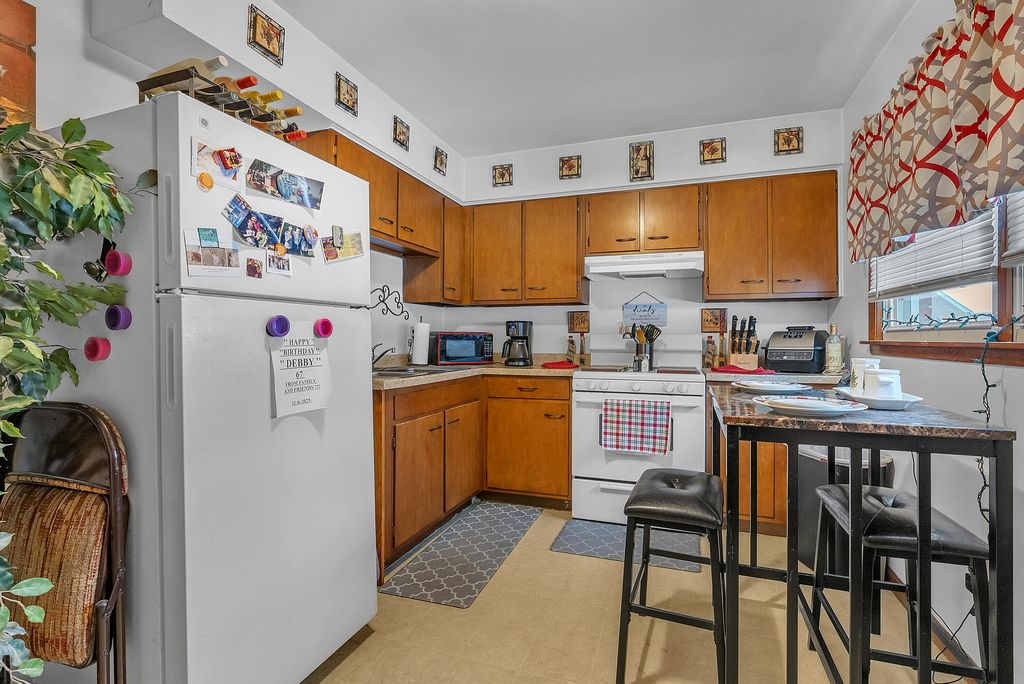 Photo of 6016 W 41st Avenue, Gary, IN 46408 (MLS # 831735)