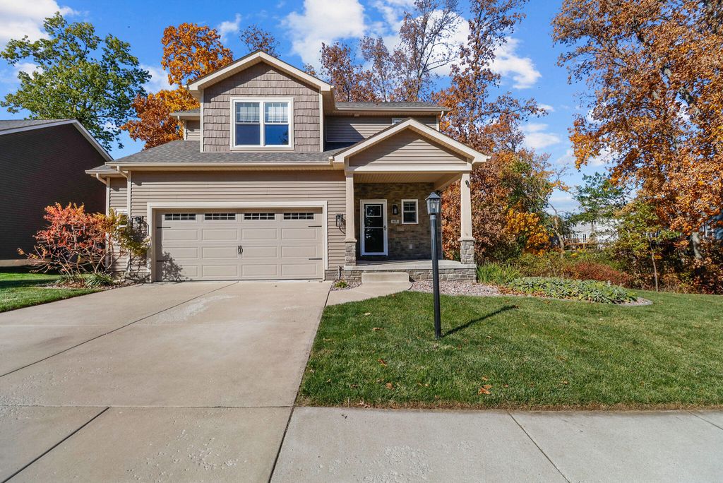 Photo of 615 Hatch Lake Pkwy, Valparaiso, IN 46385 (MLS # 830150)