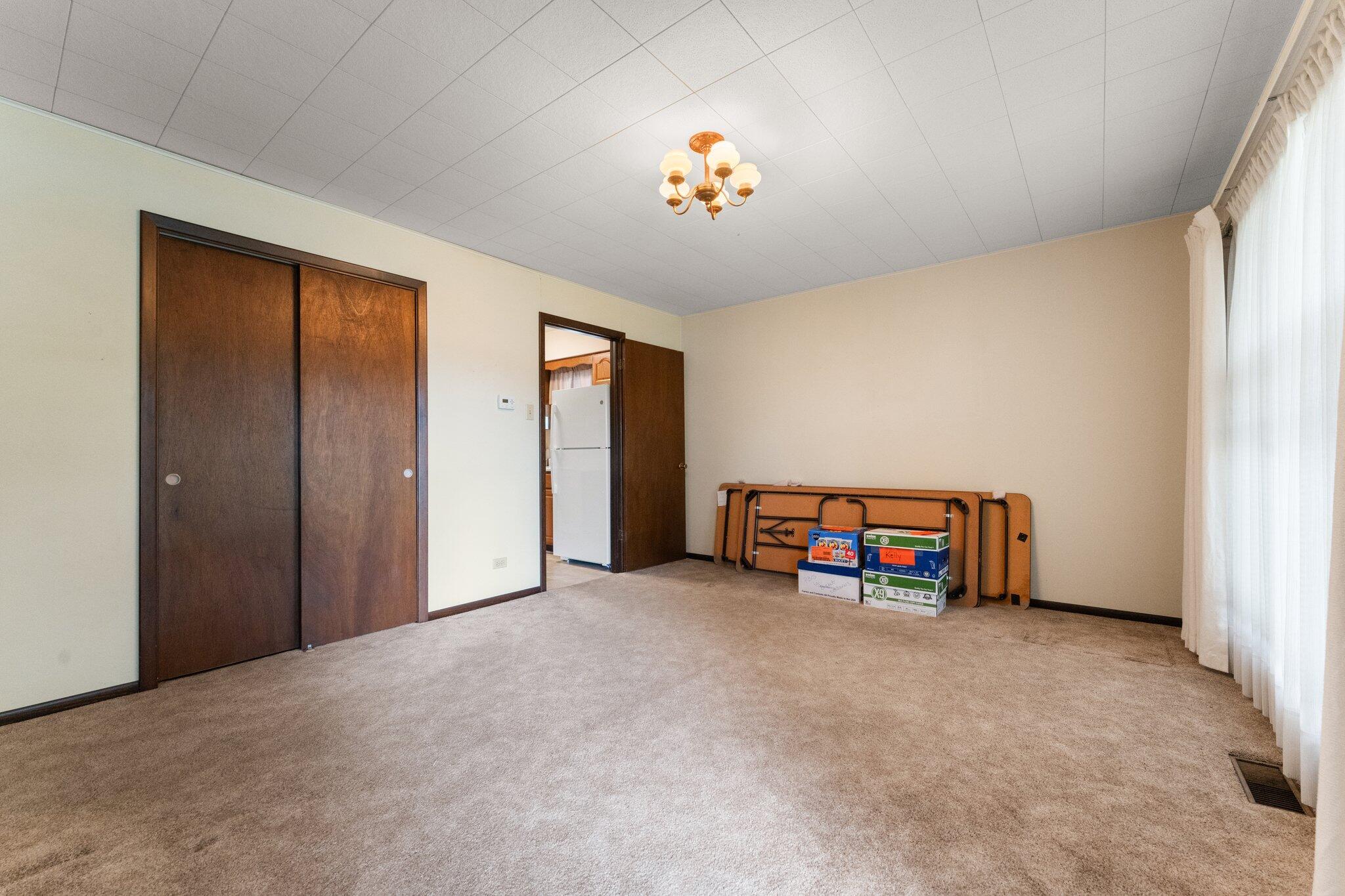 1944 S Park Avenue
