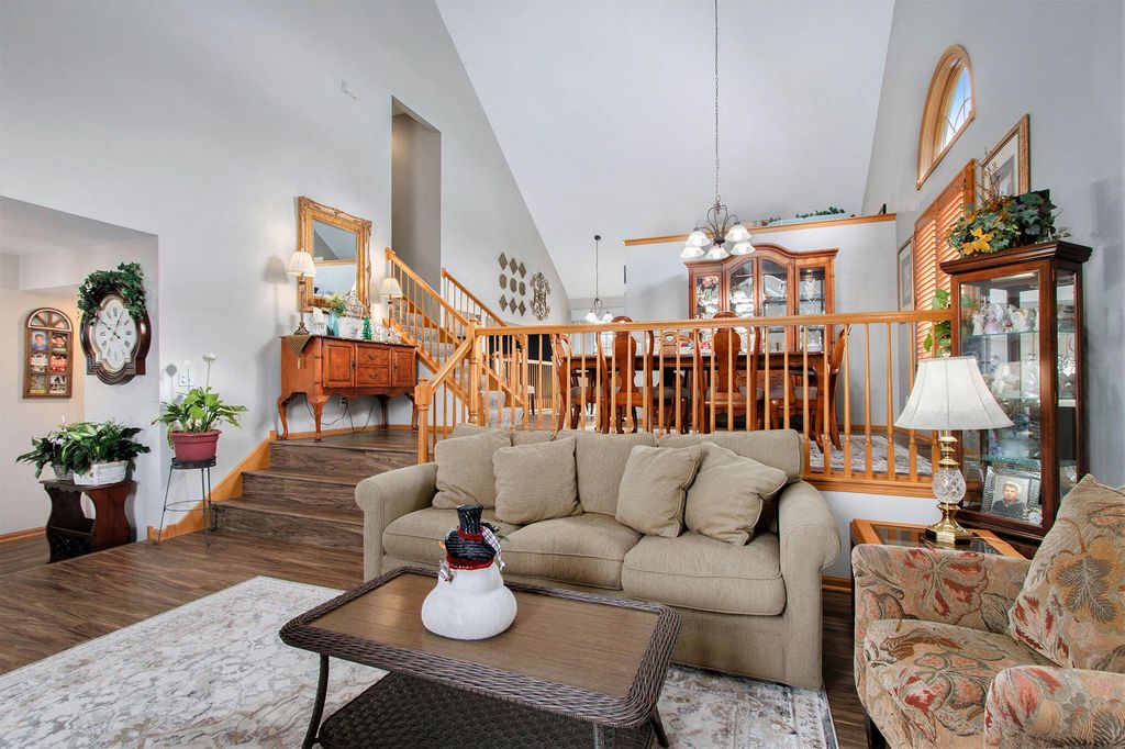 Photo of 10399 Pike Street, Crown Point, IN 46307 (MLS # 831931)