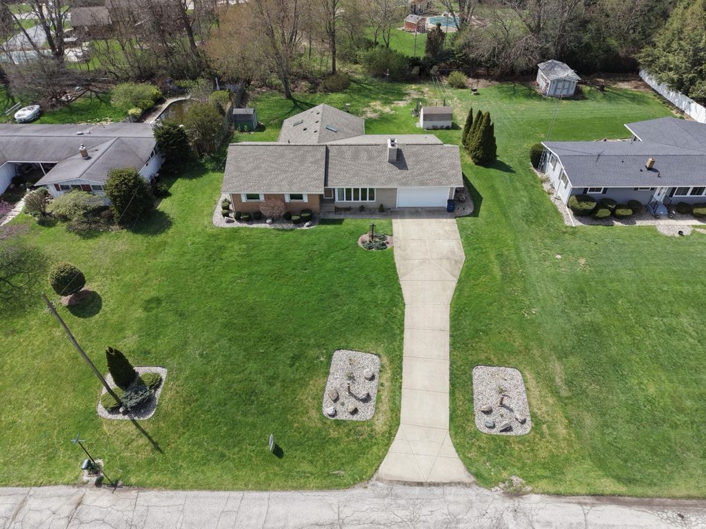 Photo of 136 Country Club Drive, La Porte, IN 46350 (MLS # 837117)