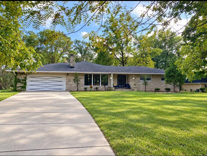 Photo of 10611 W 124th Avenue, Cedar Lake, IN 46303 (MLS # 845505)