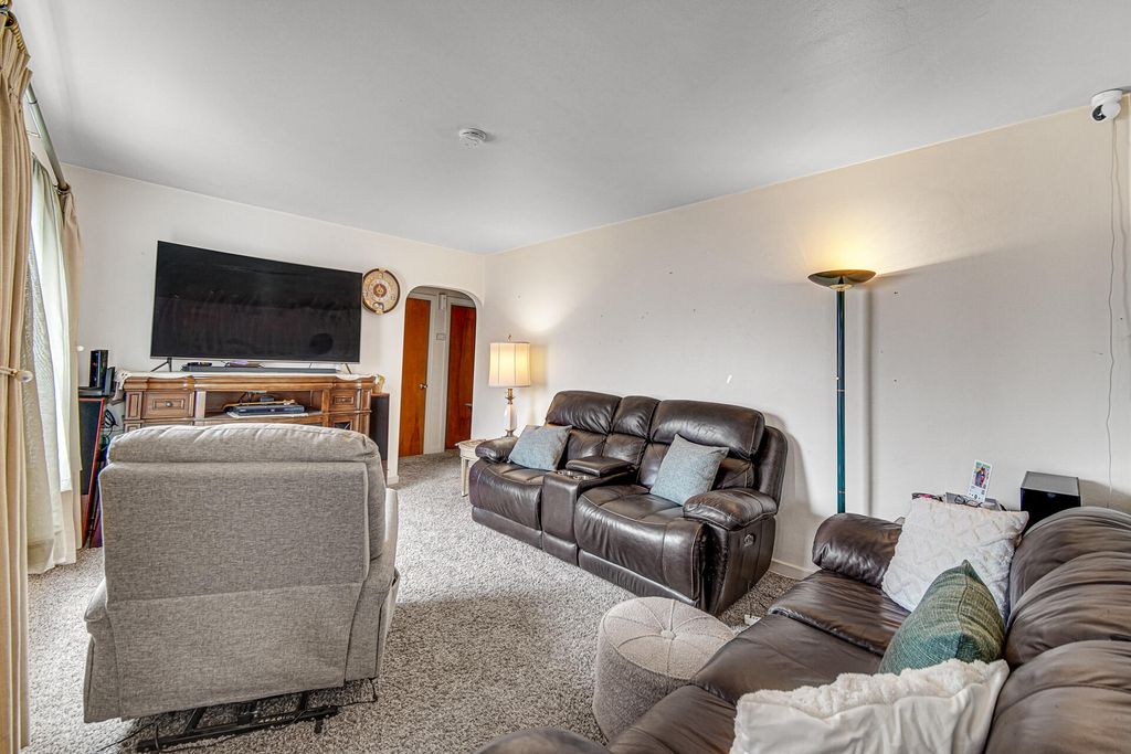 Photo of 928 176th Street, Hammond, IN 46324 (MLS # 835184)