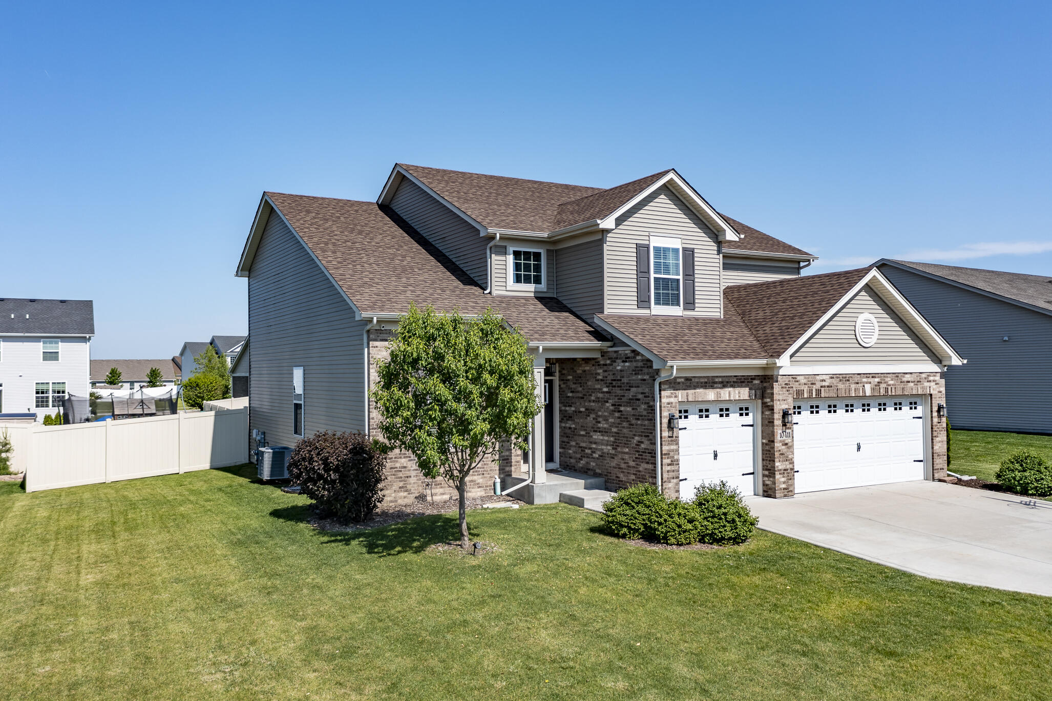 10411 Pine Lane