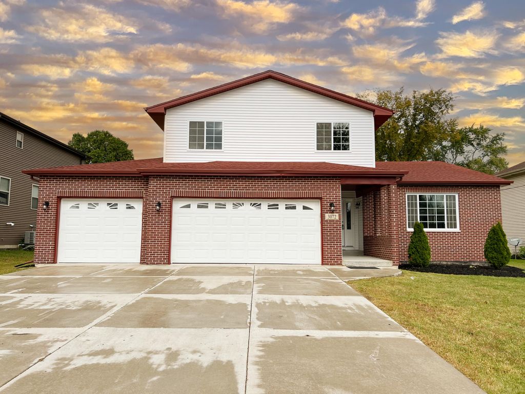 Photo of 3072 W 55th Avenue, Merrillville, IN 46410 (MLS # 831886)