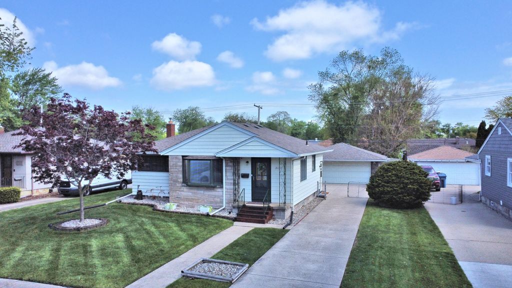 Photo of 3131 Strong Street, Highland, IN 46322 (MLS # 838549)