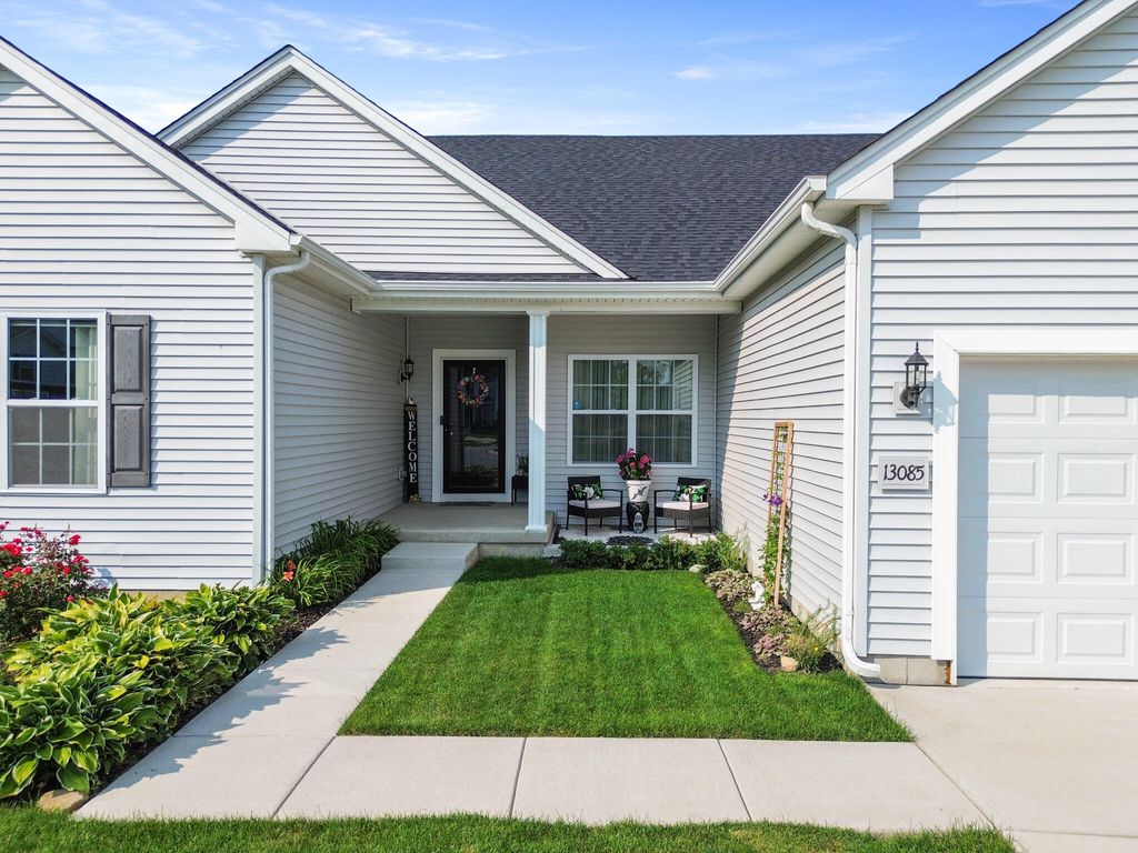 Photo of 13085 Taft Street, Crown Point, IN 46307 (MLS # 832615)