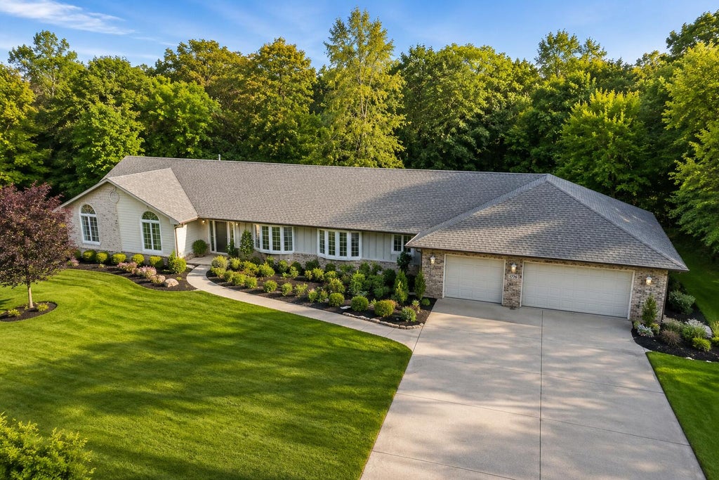 Photo of 1776 Indian Boundary Road, Chesterton, IN 46304 (MLS # 844190)