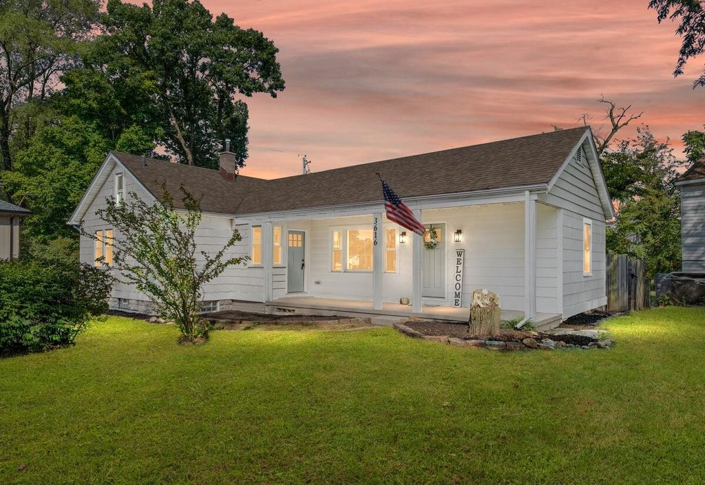 Photo of 3616 Michigan Street, Hobart, IN 46342 (MLS # 831936)