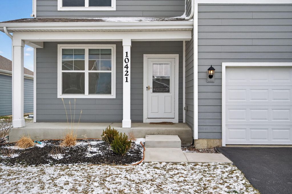 Photo of 10421 Privet Drive, Crown Point, IN 46307 (MLS # 835793)