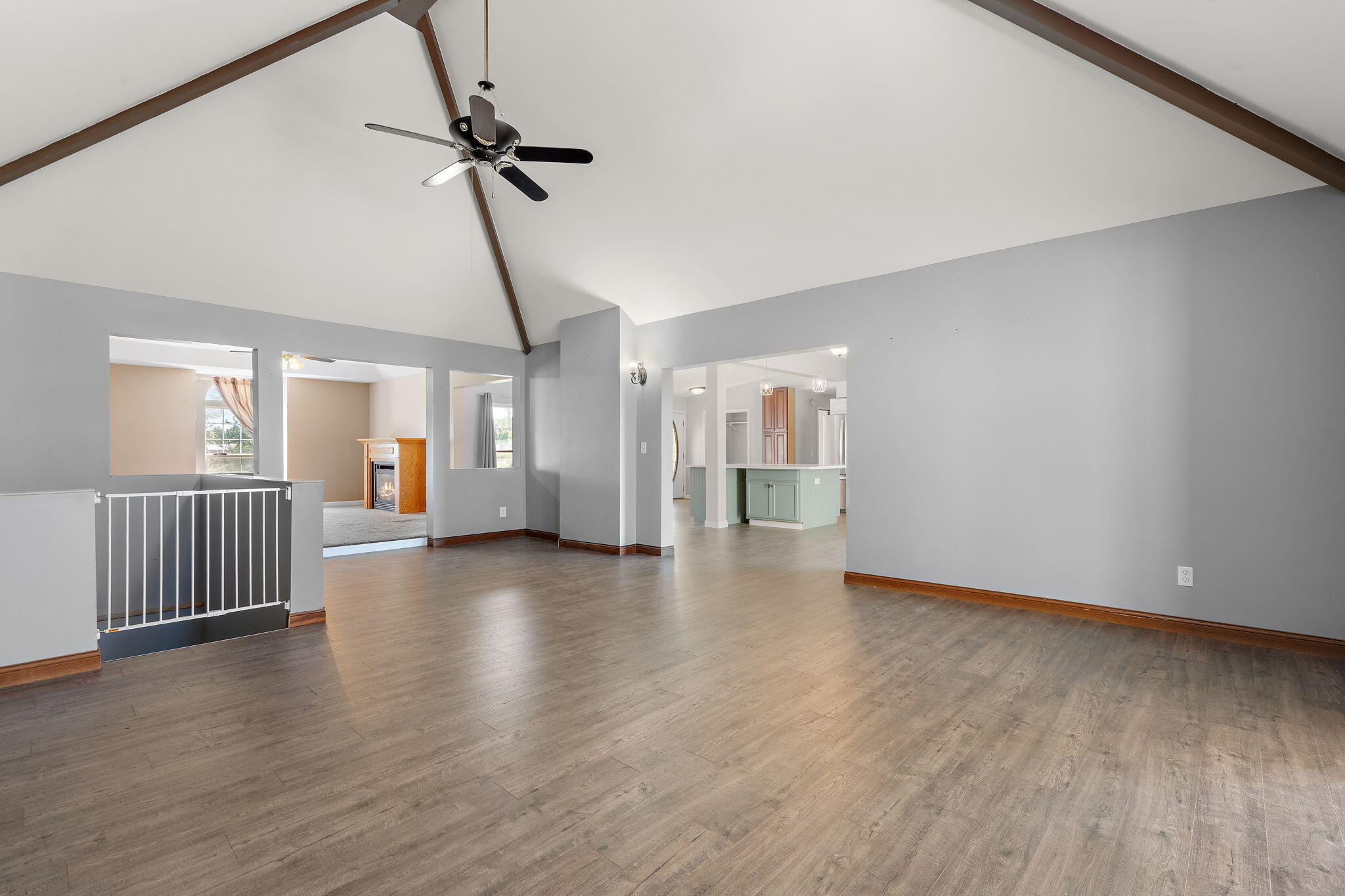 Hebron, Indiana 46341, United States, 3 Bedrooms Bedrooms, ,3 BathroomsBathrooms,Residential,Active,242232