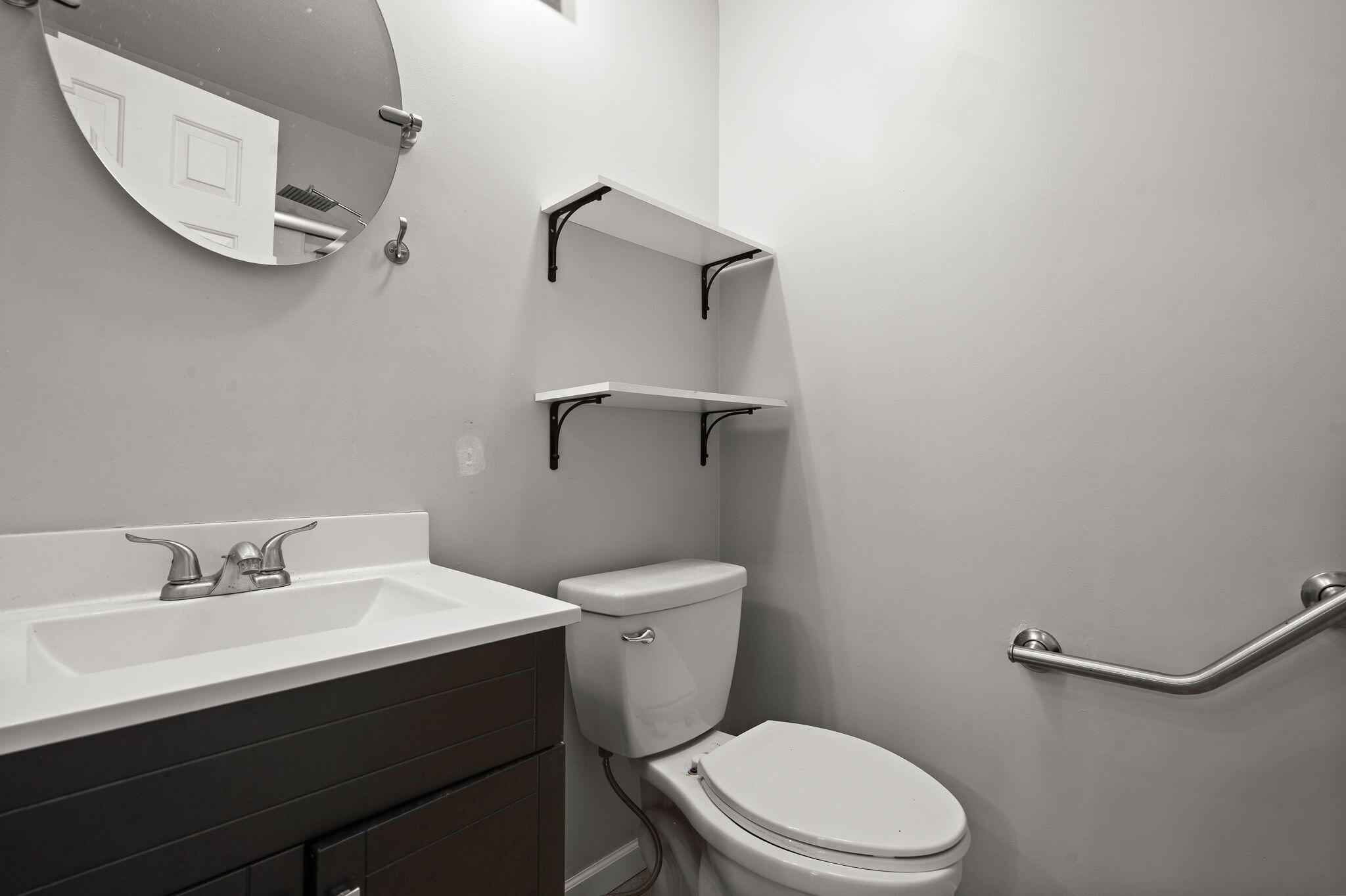 Hebron, Indiana 46341, United States, 3 Bedrooms Bedrooms, ,3 BathroomsBathrooms,Residential,Active,242232