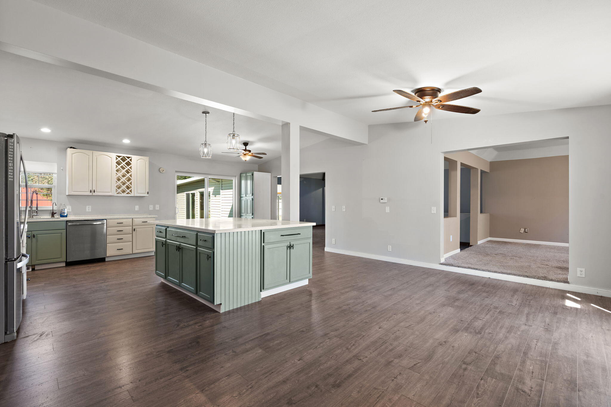 Hebron, Indiana 46341, United States, 3 Bedrooms Bedrooms, ,3 BathroomsBathrooms,Residential,Active,242232