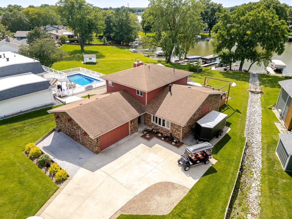 Photo of 1813 Forest Lane, Crown Point, IN 46307 (MLS # 841495)
