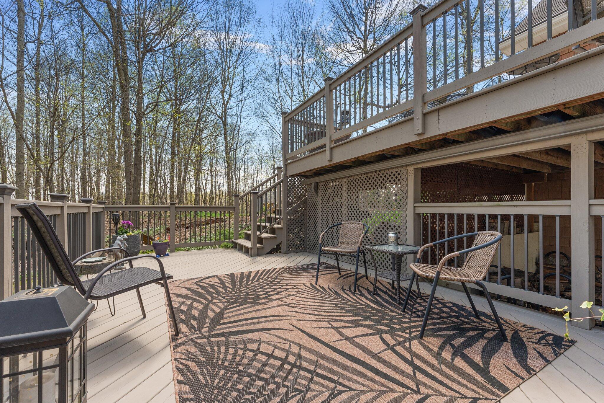 Valparaiso, Indiana 46383, United States, 5 Bedrooms Bedrooms, ,3 BathroomsBathrooms,Residential,Pending,119985