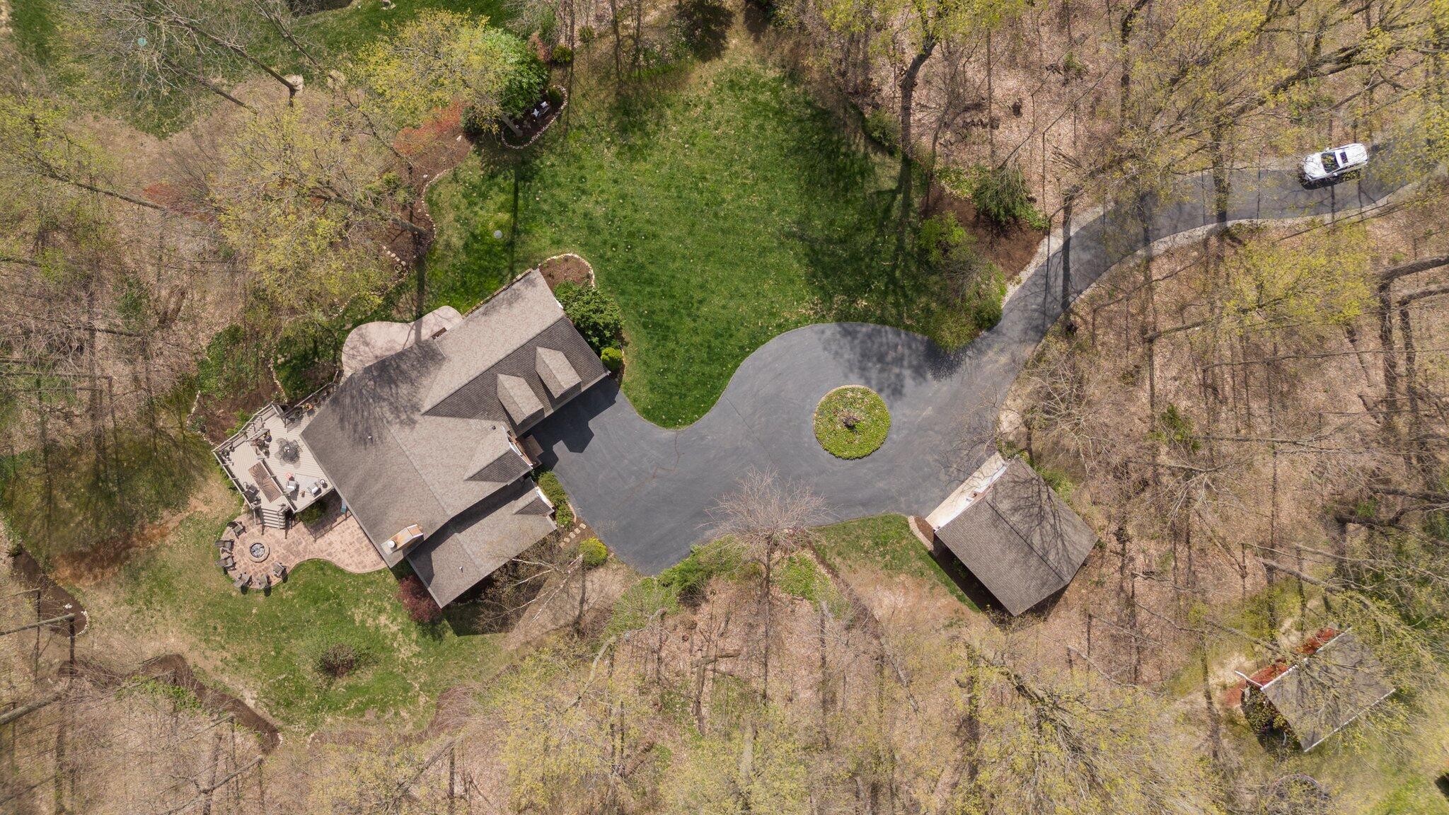 Valparaiso, Indiana 46383, United States, 5 Bedrooms Bedrooms, ,3 BathroomsBathrooms,Residential,Pending,119985