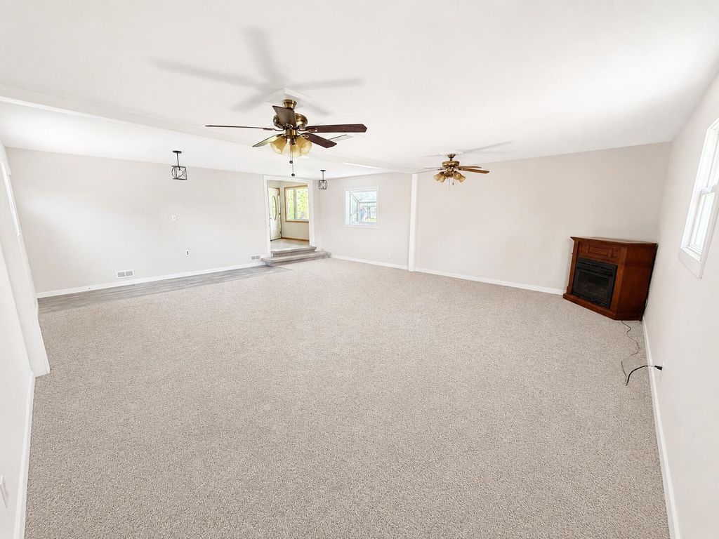 Photo of 2790 E 1059 N, DeMotte, IN 46310 (MLS # 839597)