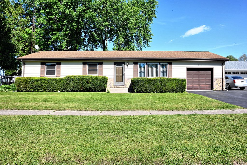Photo of 214 E Jefferson Street, Westville, IN 46391 (MLS # 838681)