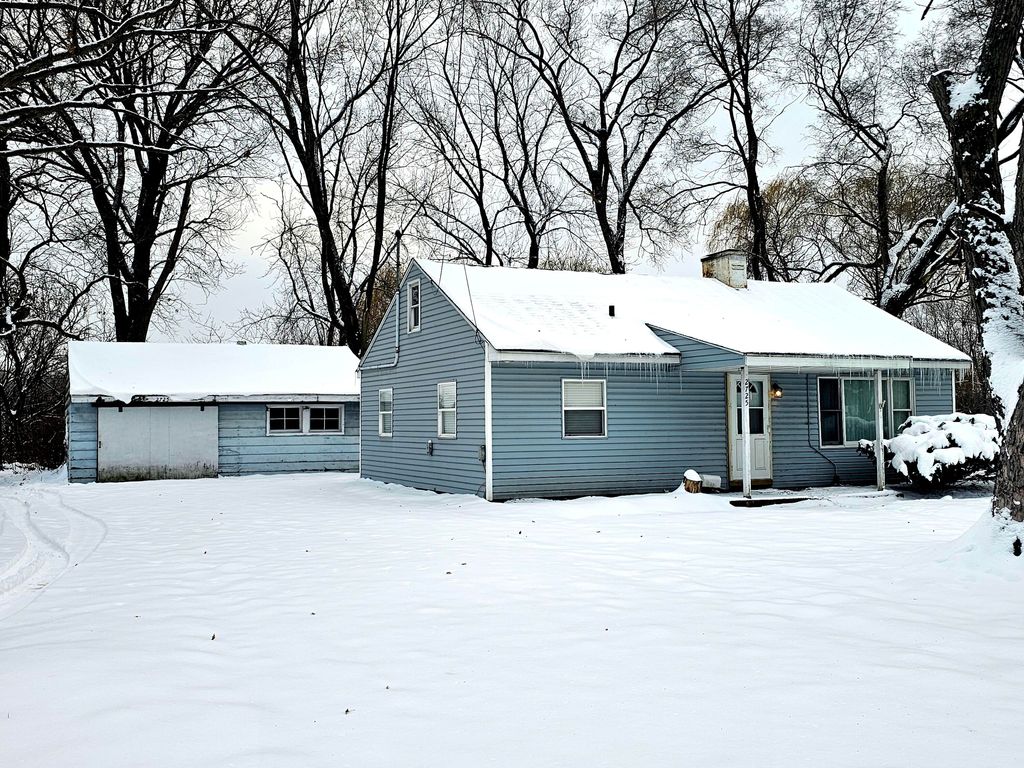 Photo of 2725 W 42nd Avenue, Gary, IN 46408 (MLS # 831586)