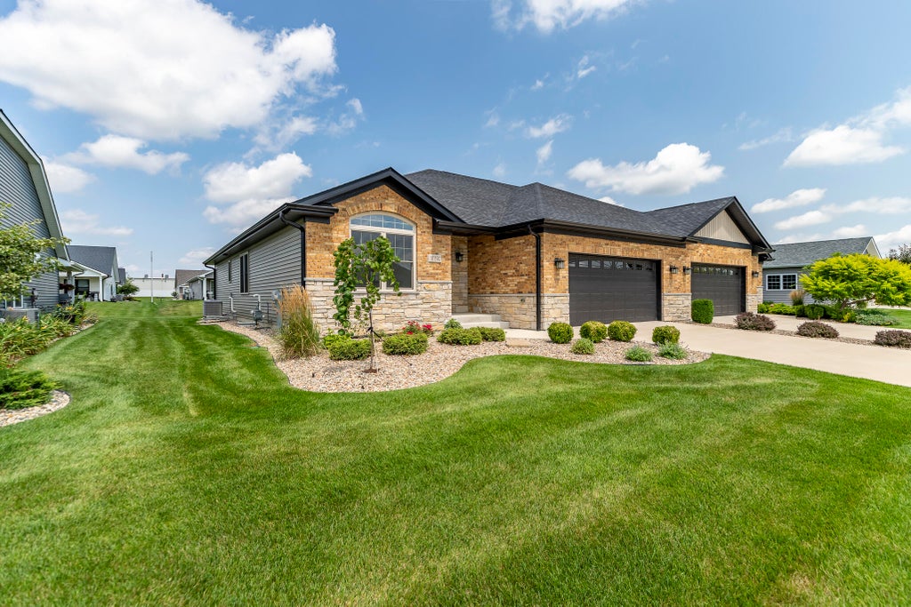 Photo of 10194 W 134th Avenue, Cedar Lake, IN 46303 (MLS # 844093)