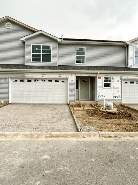 Property photo of 9565 E Luebcke Lane E, Crown Point, IN 46307