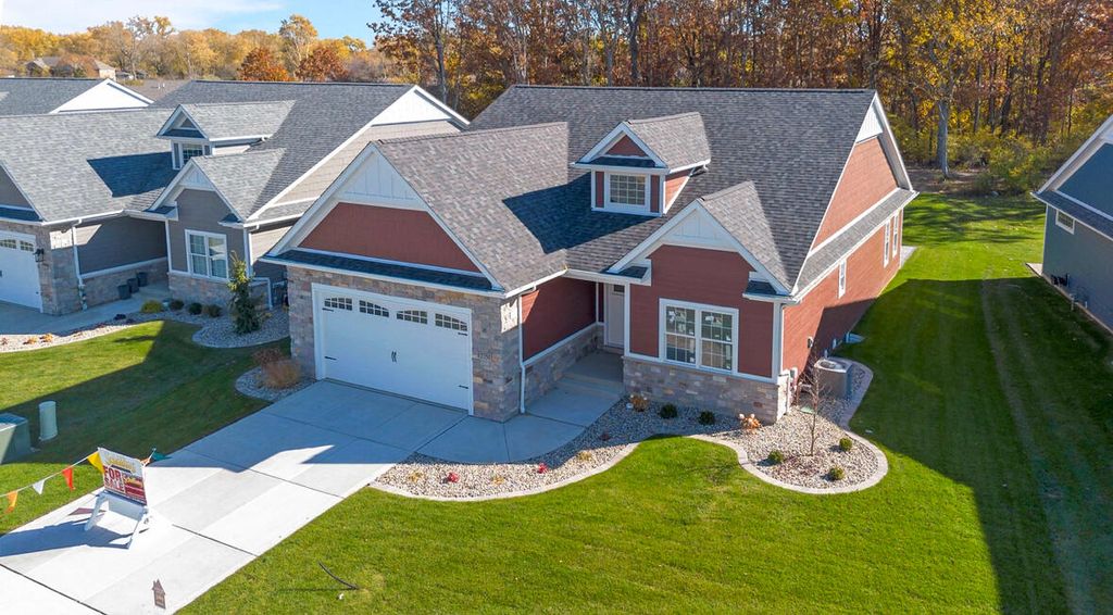 Photo of 12701 Creekside Drive, Cedar Lake, IN 46303 (MLS # 833255)