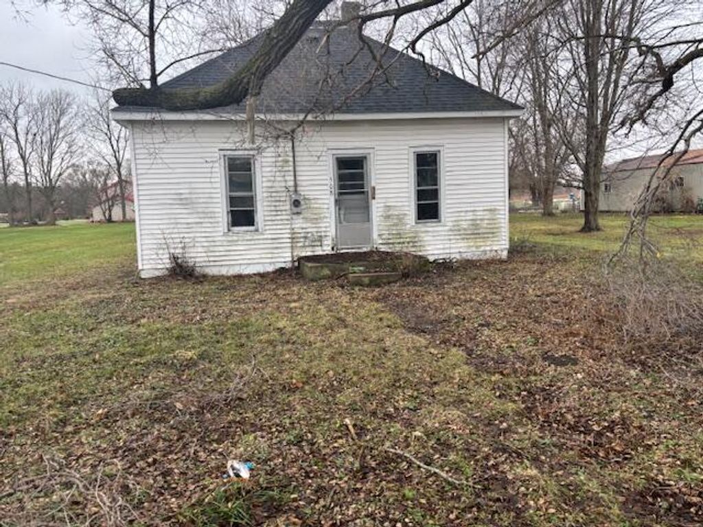 Photo of 508 N Hobart Street, Brook, IN 47922 (MLS # 832070)