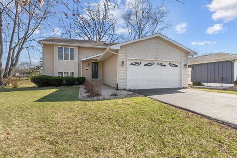 Property photo of 1530 Happy Valley Road, Crown Point, IN 46307