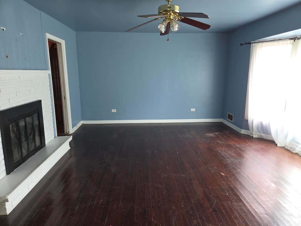 Photo of 2541 Lincoln Street, Highland, IN 46322 (MLS # 844127)