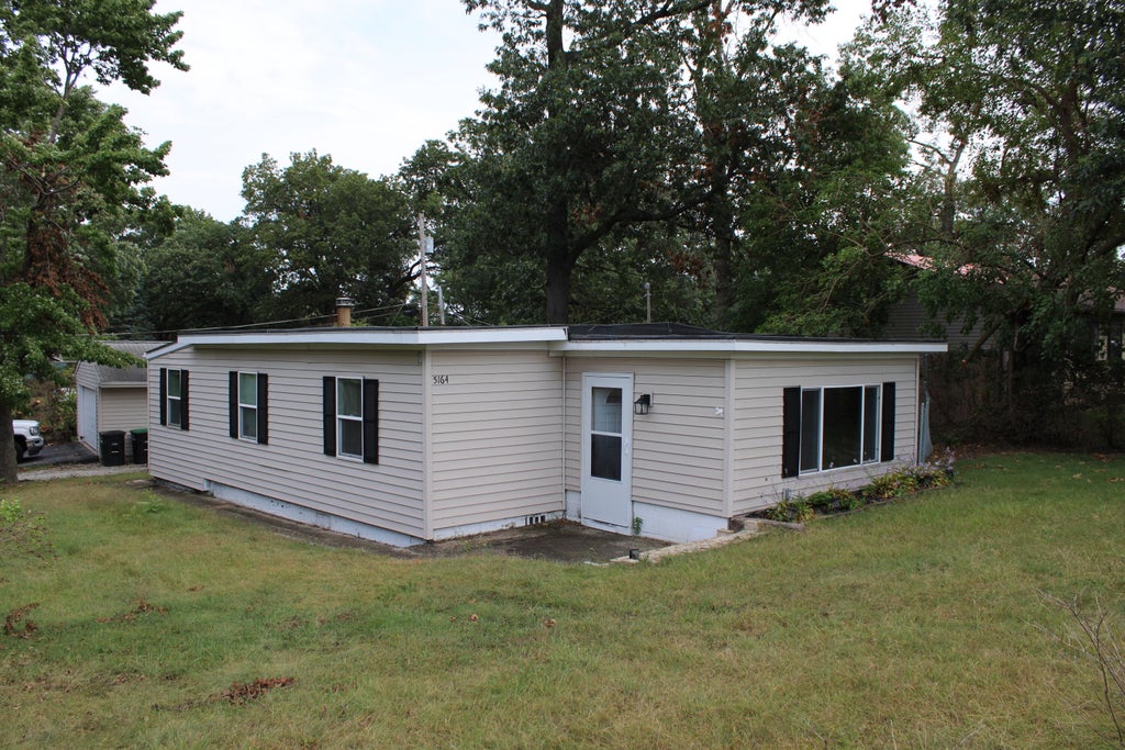 Photo of 5164 Marquette Road, Portage, IN 46368 (MLS # 845410)