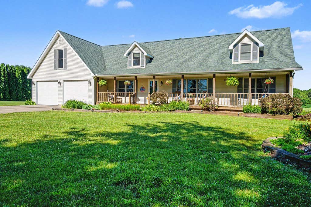 Photo of 2524 S 350 West, La Porte, IN 46350 (MLS # 840760)