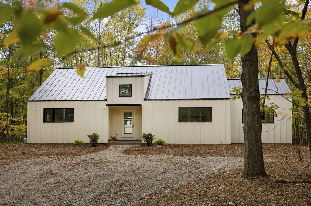 Photo of 14 Blackberry Trail, Michigan City, IN 46360 (MLS # 831950)