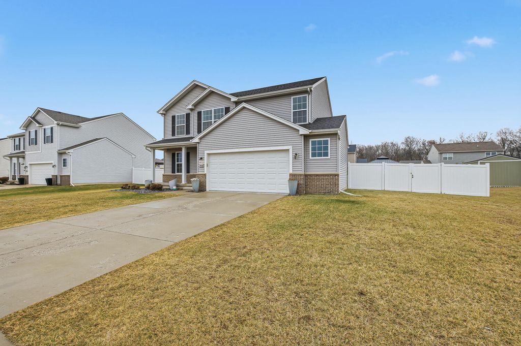 Photo of 7453 E 120th Avenue, Crown Point, IN 46307 (MLS # 832604)