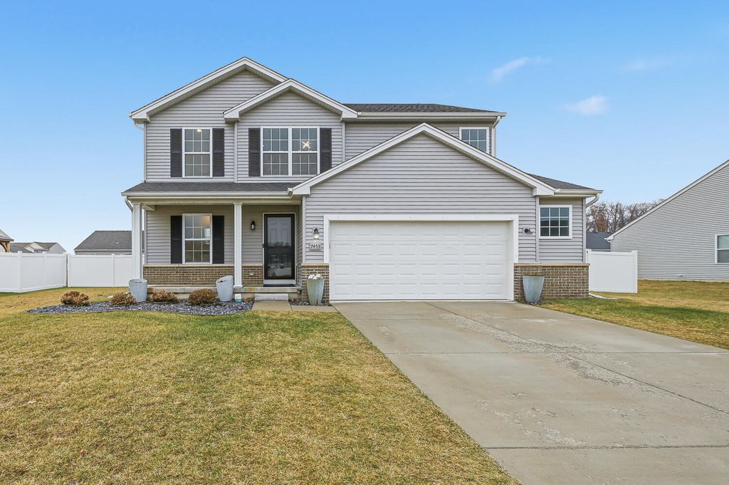 Photo of 7453 E 120th Avenue, Crown Point, IN 46307 (MLS # 832604)