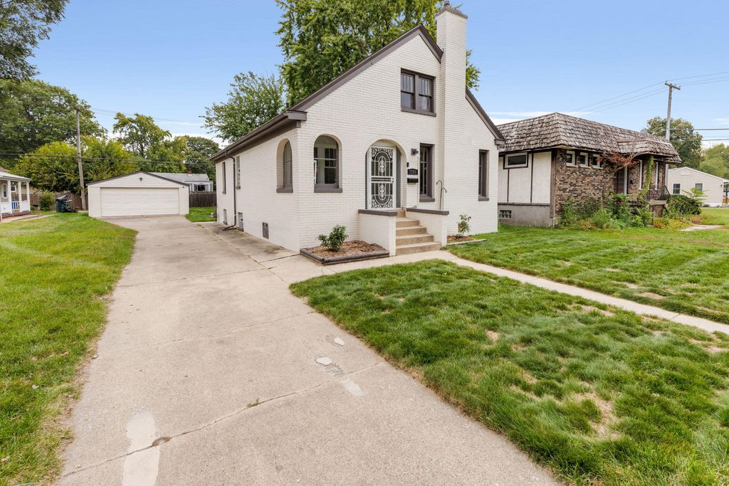 Photo of 7345 Northcote Avenue, Hammond, IN 46324 (MLS # 829366)