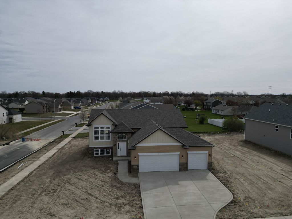 Photo of 8240 Dylan Drive, Merrillville, IN 46410 (MLS # 832745)