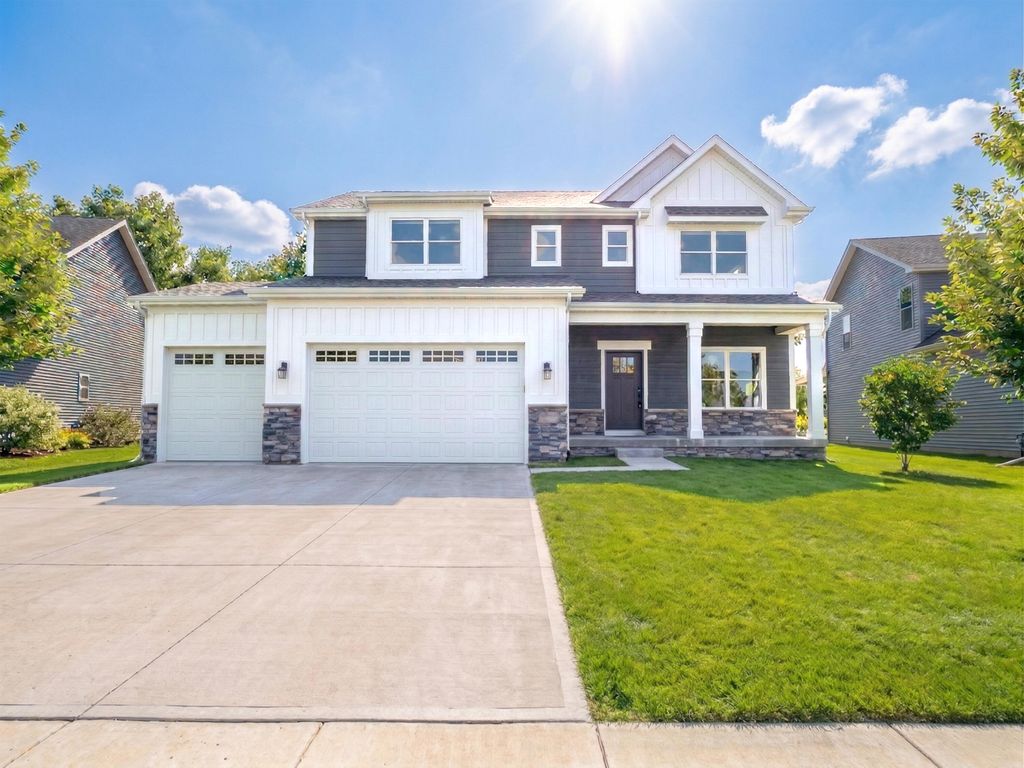 Photo of 11659 Park Street, Crown Point, IN 46307 (MLS # 835896)