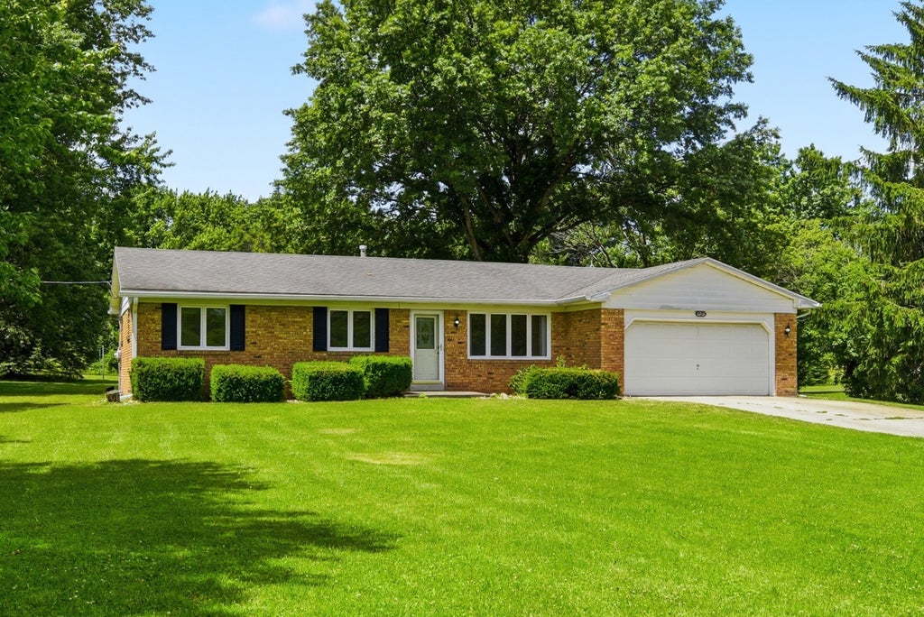 Photo of 6266 N 900 E, New Carlisle, IN 46552 (MLS # 840830)