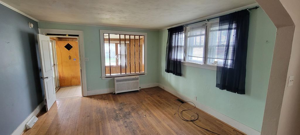 Photo of 518 Dupage Street, Michigan City, IN 46360 (MLS # 837122)