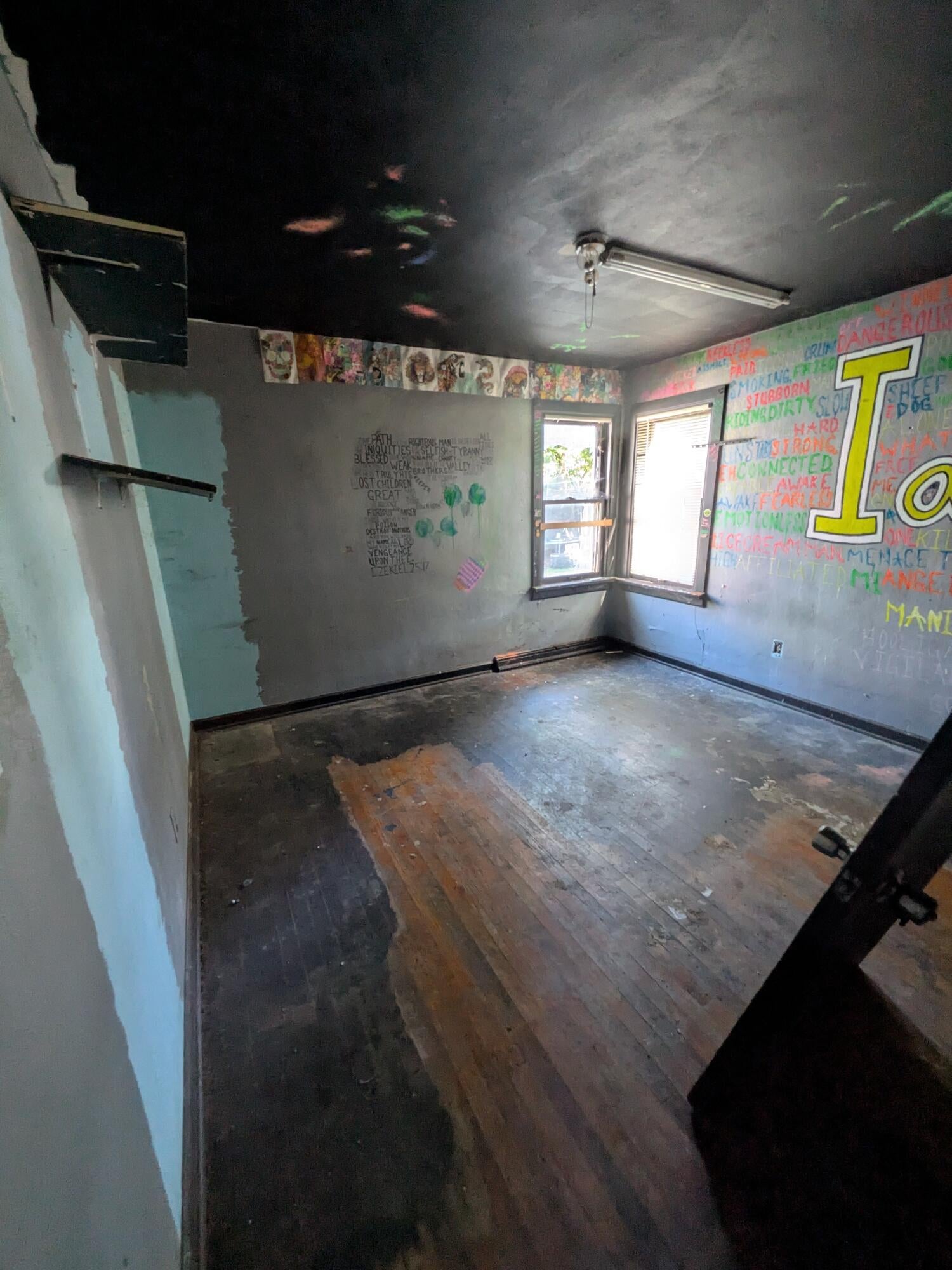 3021 Clay Street