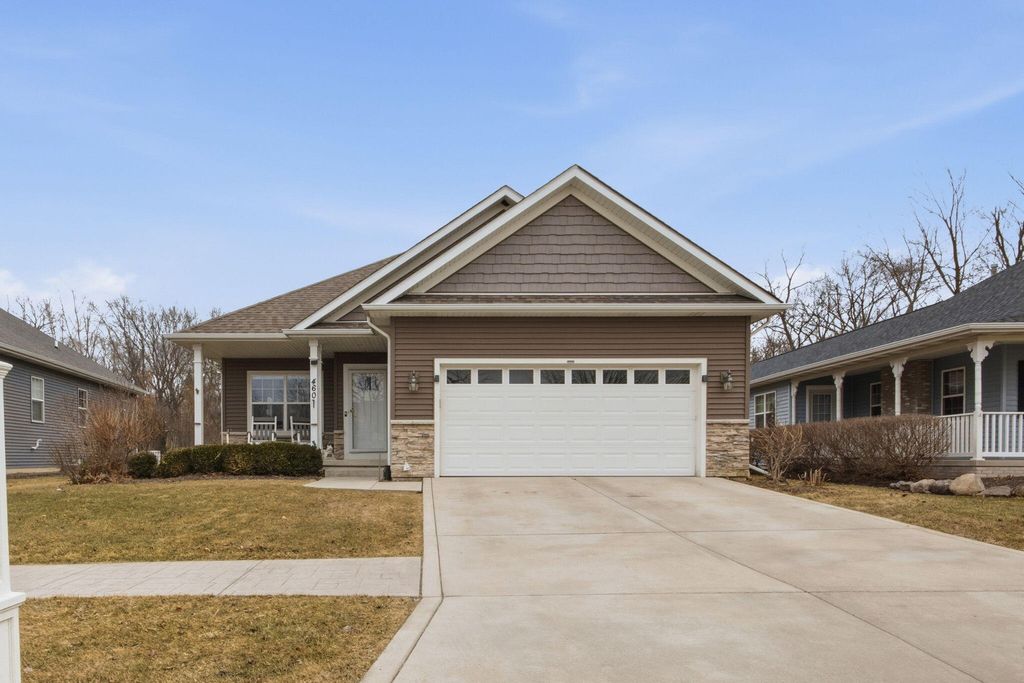 Photo of 460 O Hagan Drive, Crown Point, IN 46307 (MLS # 834926)