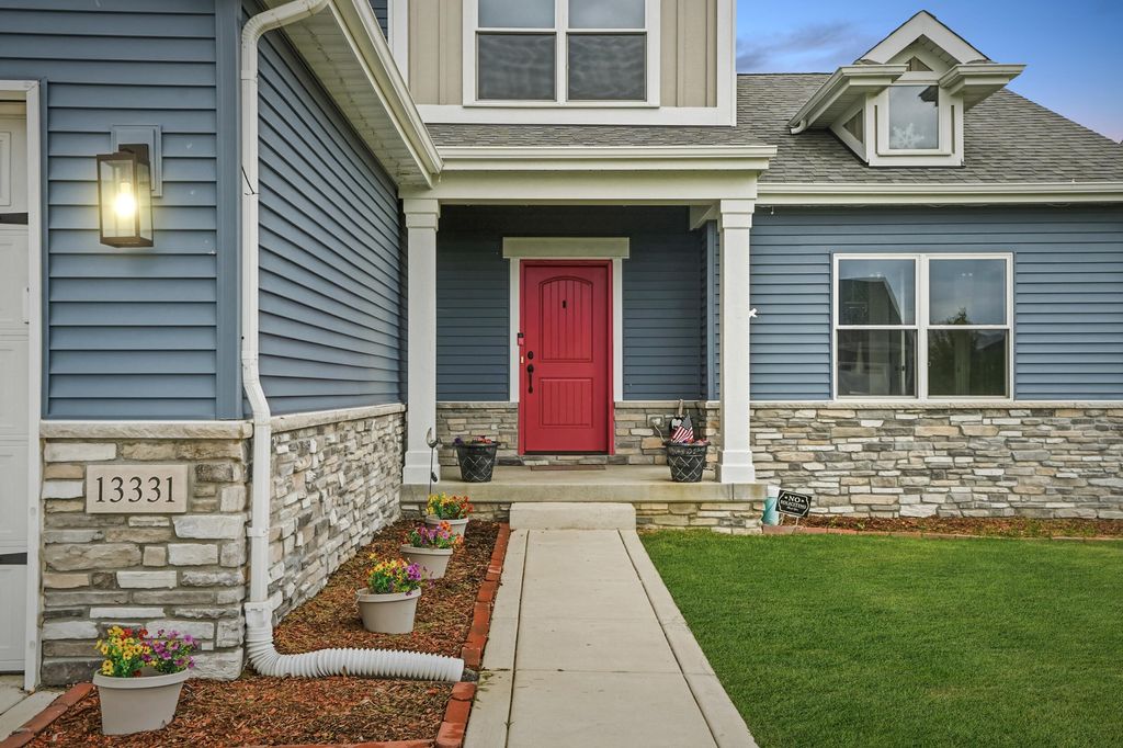 Photo of 13331 Victoria Lane, Cedar Lake, IN 46303 (MLS # 838477)