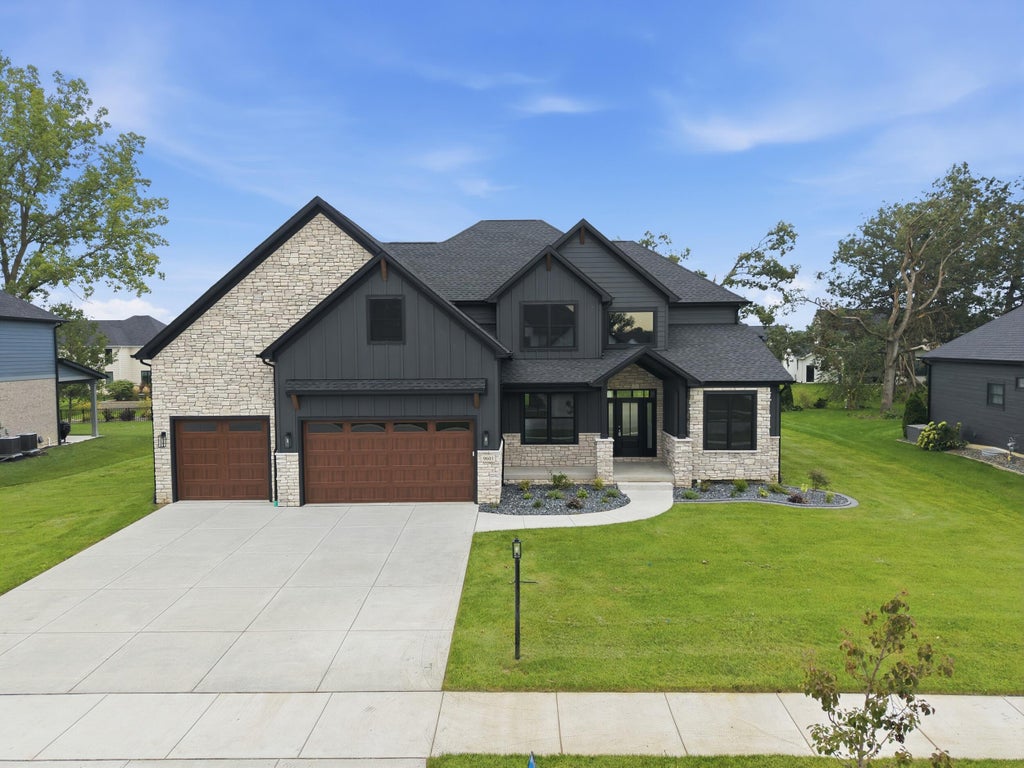 Photo of 9601 Tall Grass Trail, Saint John, IN 46373 (MLS # 844327)