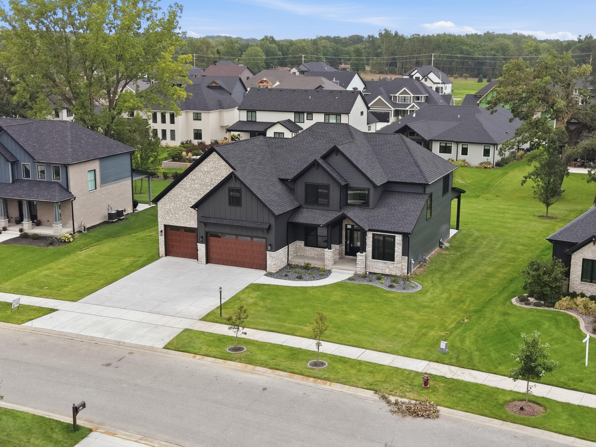 9601 Tall Grass Trail
