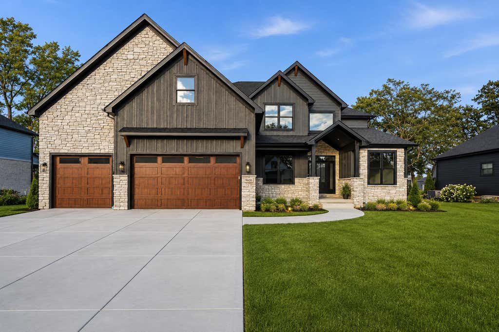 Photo of 9601 Tall Grass Trail, Saint John, IN 46373 (MLS # 844327)