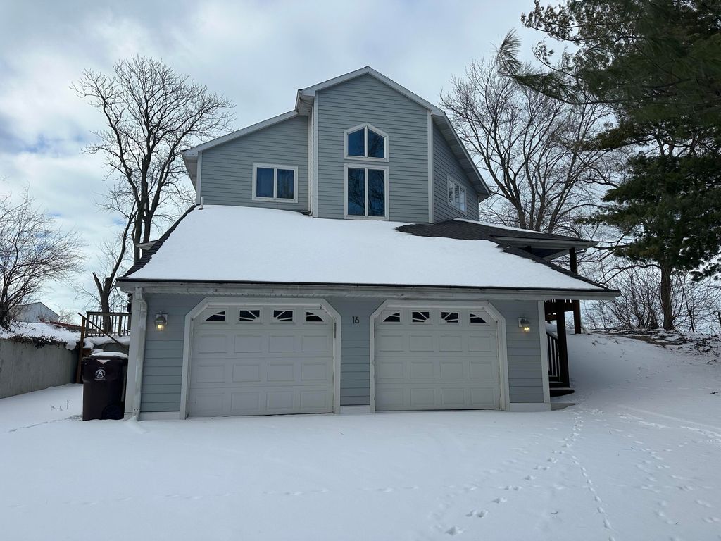 Photo of 16 Cedar Trail, Ogden Dunes, IN 46368 (MLS # 833912)