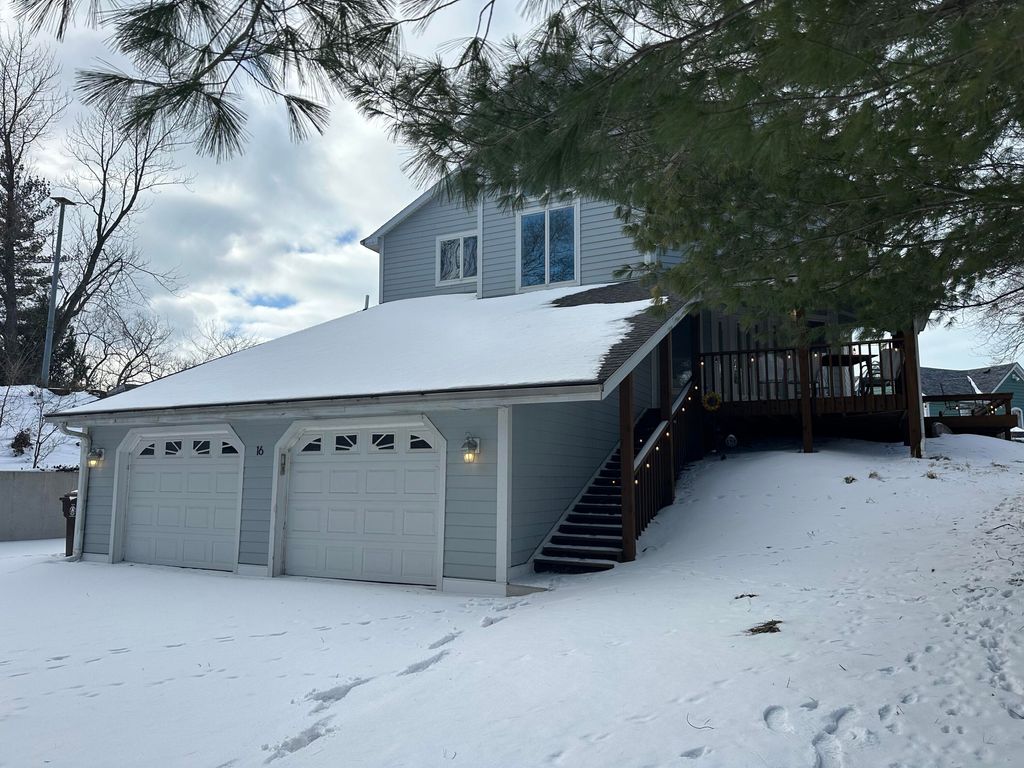 Photo of 16 Cedar Trail, Ogden Dunes, IN 46368 (MLS # 833912)