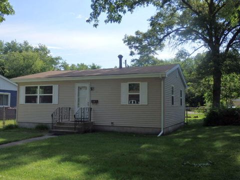 Single Family Residence in Lake Station IN 1955 Vigo Street.jpg