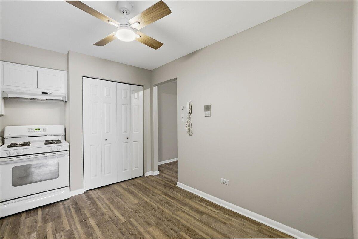 405 Old Stone Road E4